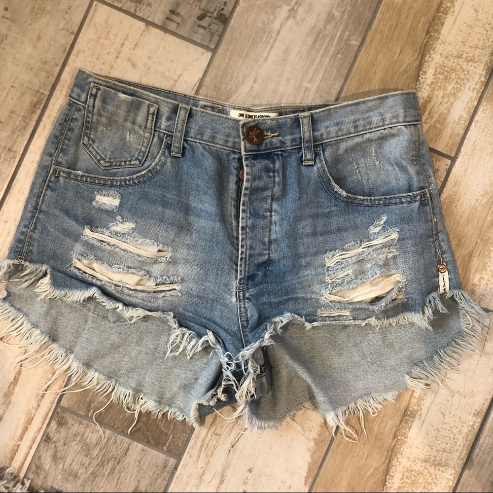 One Teaspoon Le Wolves Denim Shorts!
